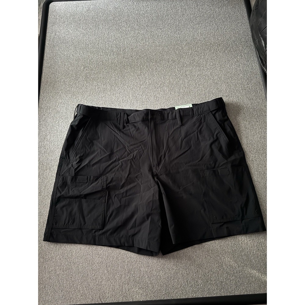 Magellan Outdoors Pro Fish Gear 2XL Angler Shorts Line Cut Button Lightweight